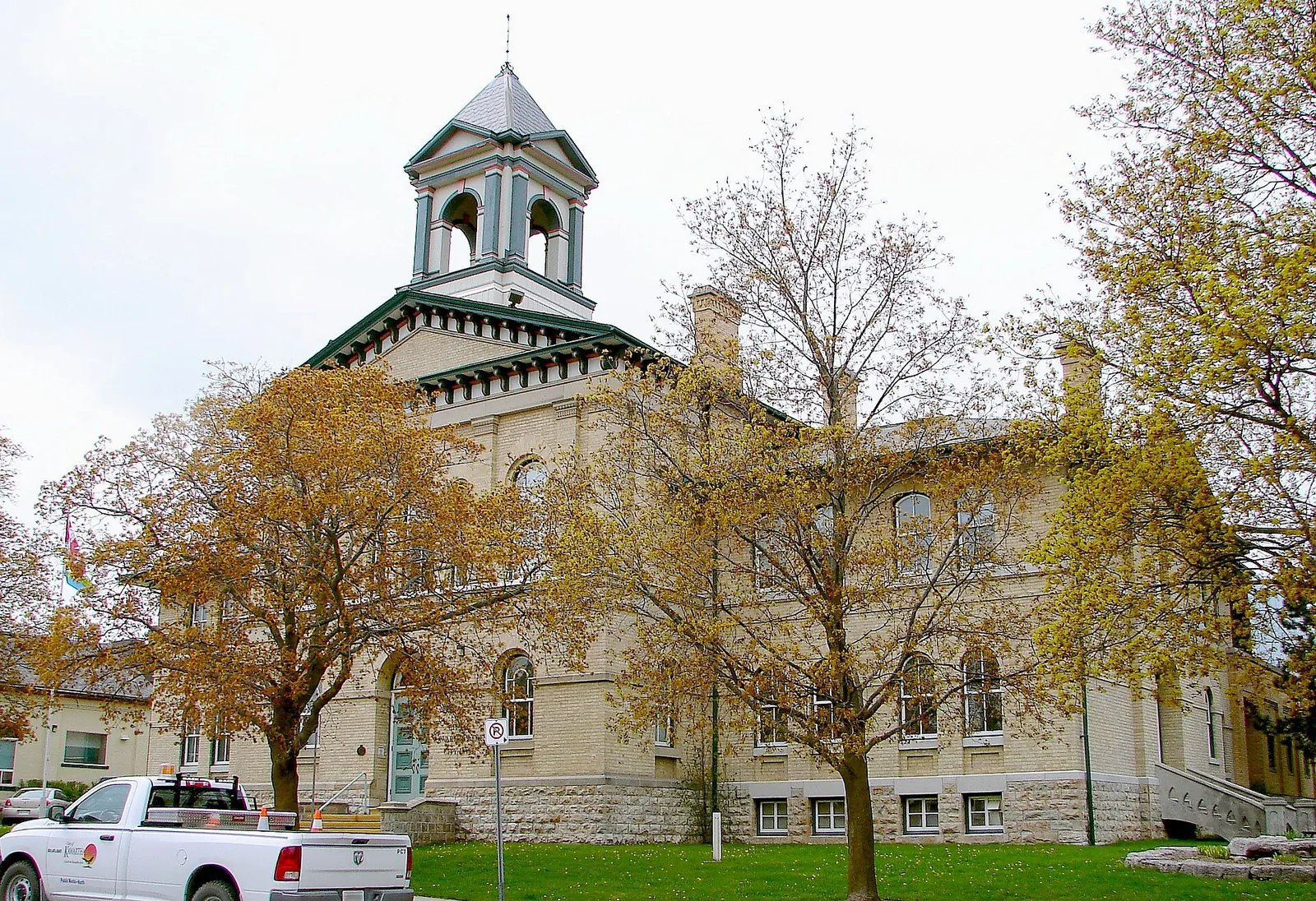 Kawartha Lakes city hall