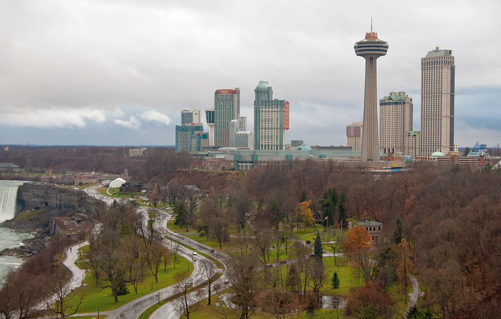 Niagara Falls Skyline