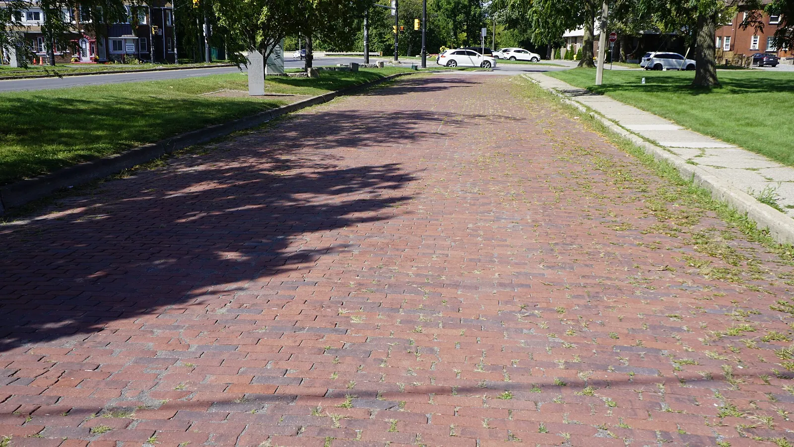 Catherine Street - Welland, ON