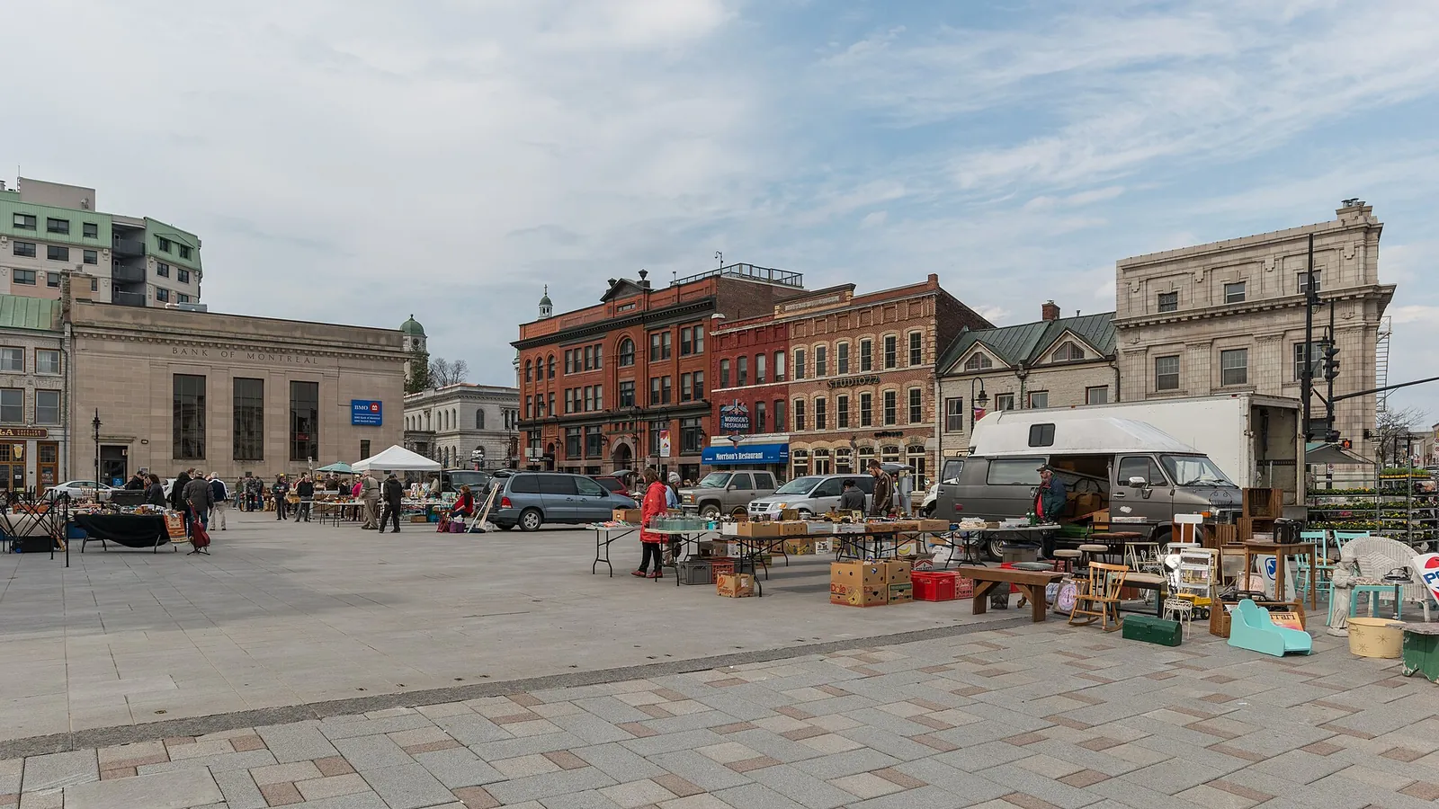 Flea Market on Market Square, Kingston 20170416 1