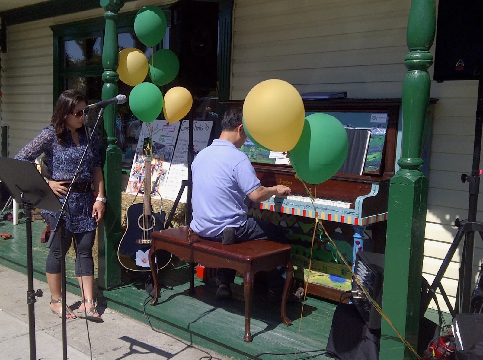 Cochrane Street Piano 2011